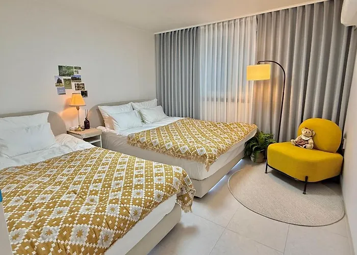 Special Offer!! Arex Line, 2 Min Walk To Dmc, 1 Stop To Hongik University, Travel Appartement Séoul