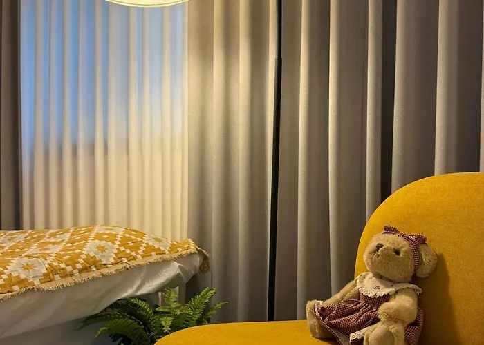 Special Offer!! Arex Line, 2 Min Walk To Dmc, 1 Stop To Hongik University, Travel * Séoul