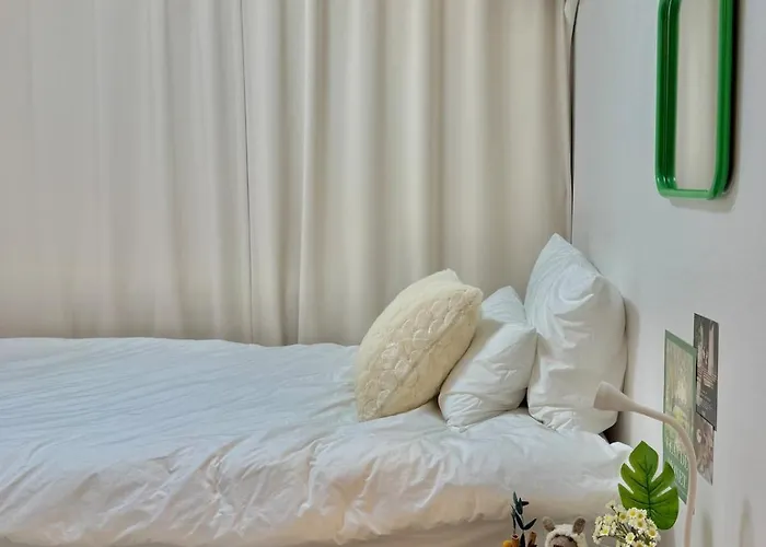 Special Offer!! Arex Line, 2 Min Walk To Dmc, 1 Stop To Hongik University, Travel Séoul