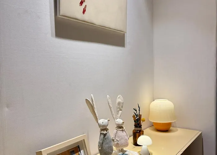 Special Offer!! Arex Line, 2 Min Walk To Dmc, 1 Stop To Hongik University, Travel Appartement *